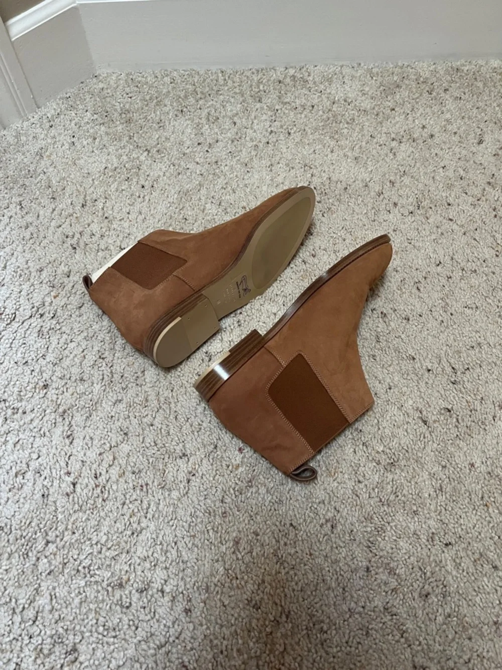 Jenni Kayne | NWOB Oiled Leather Chelsea Boot in Walnut - Size IT 40